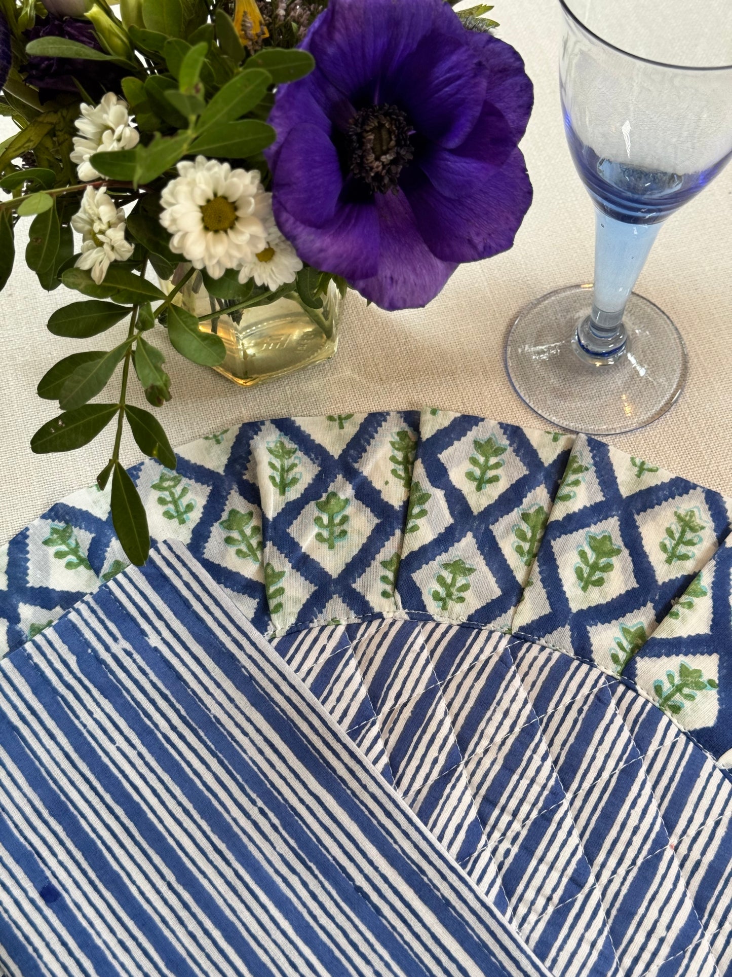 Round Blue Placemats with Frill - Set of 4